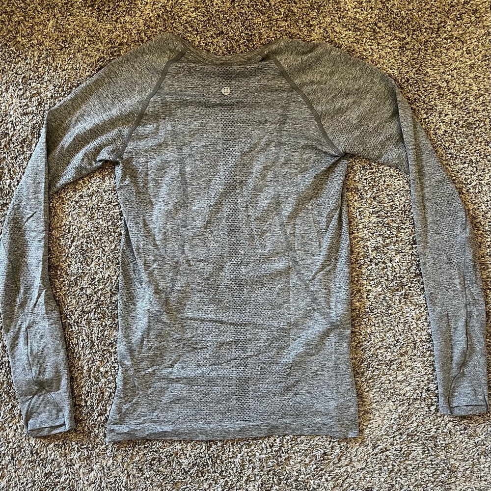 Lululemon Swiftly Tech Long Sleeve Shirt 🩶